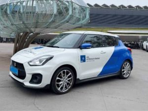 Xehay suzuki hydro 080526 2 Suzuki Swift trình làng bản động cơ hydro: Hiệu suất mạnh như máy xăng và cực kỳ dễ bảo trì
